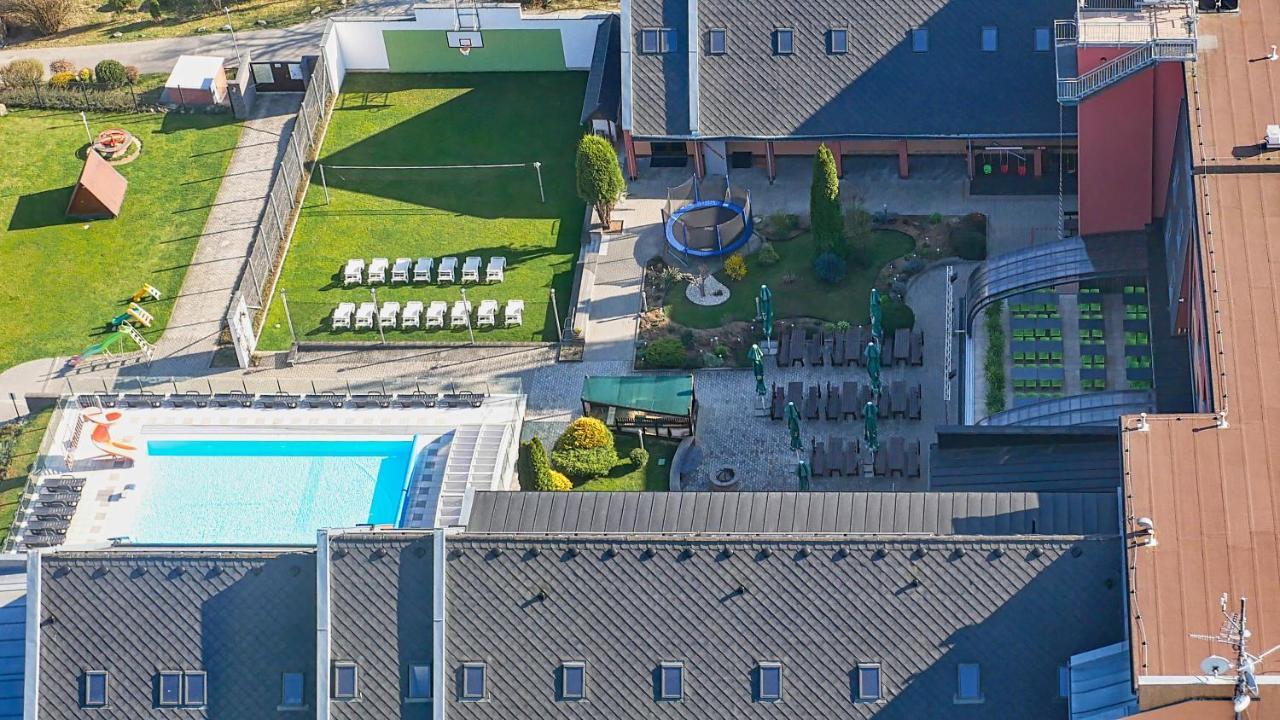 Orea Resort Panorama Moravsky Kras Blansko Eksteriør bilde